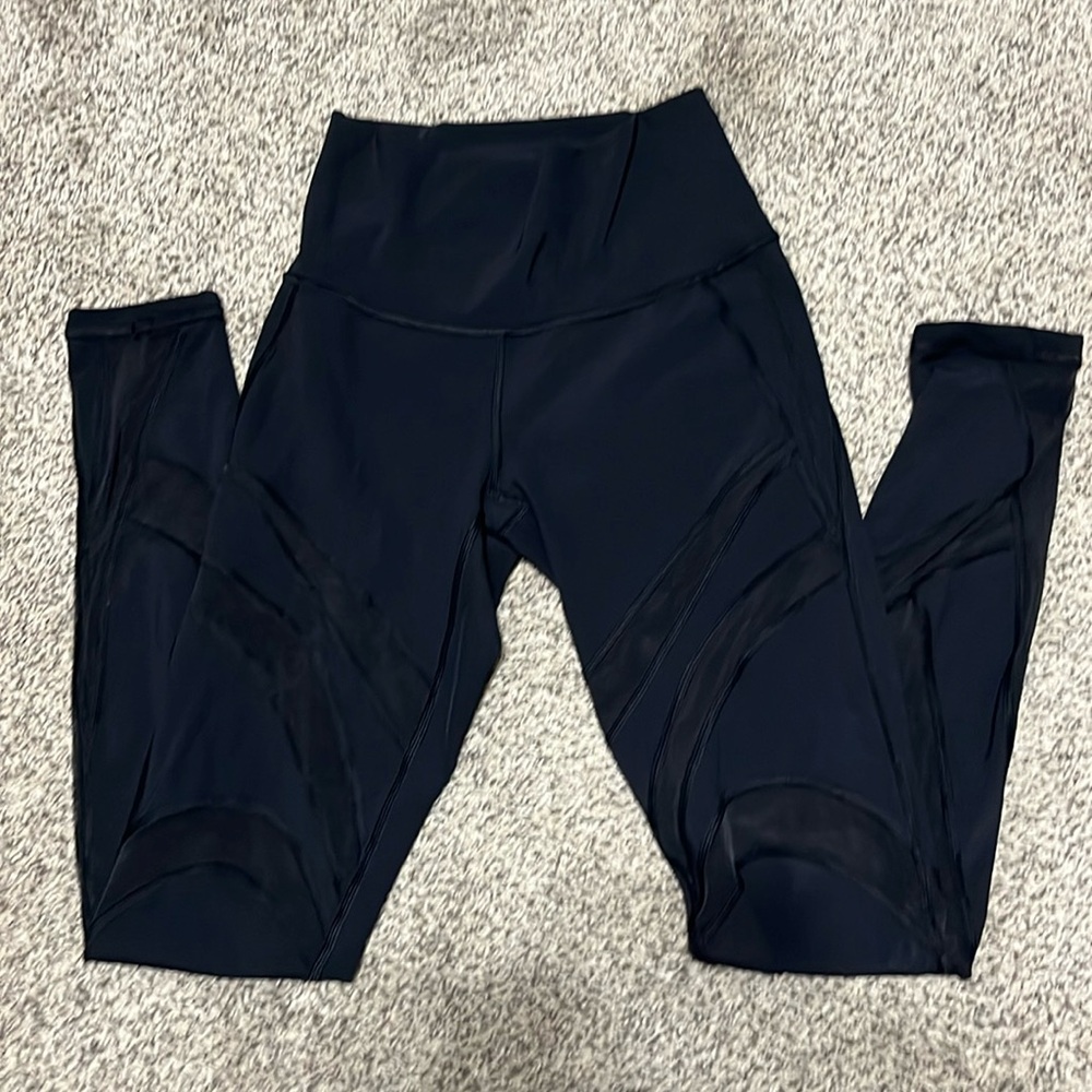 Lululemon Athletica Full Length Mesh Leggings. Women’s size 4.